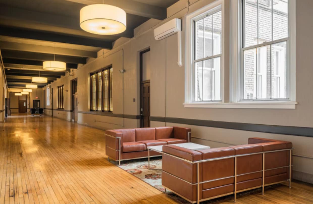 Primary Photo - Shepard School Lofts