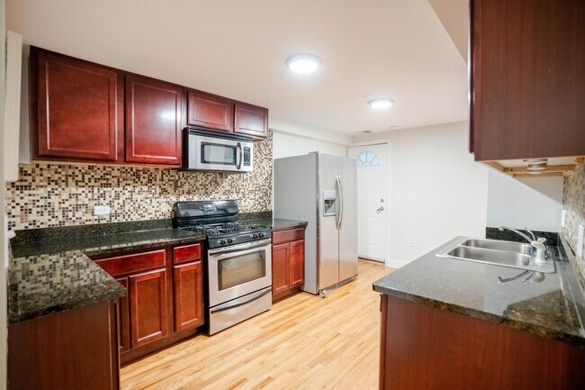 Foto del edificio - 3057 W Grace St