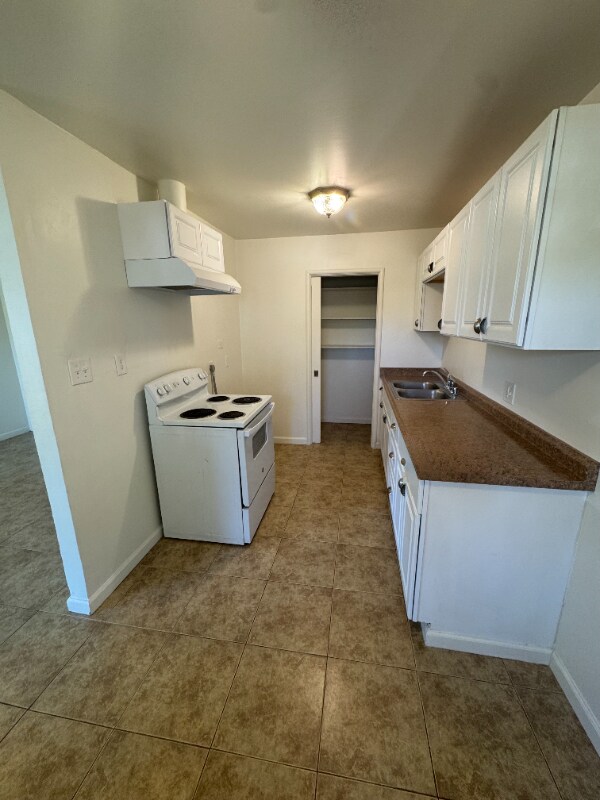 Foto del edificio - 723-729 N Ferger Ave