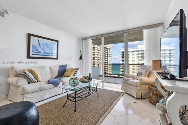 Foto del edificio - 5700 Collins Ave