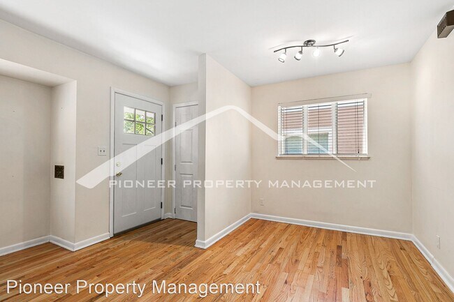 Foto del edificio - 3 br, 2 bath House - 1545 S. Gaylord St
