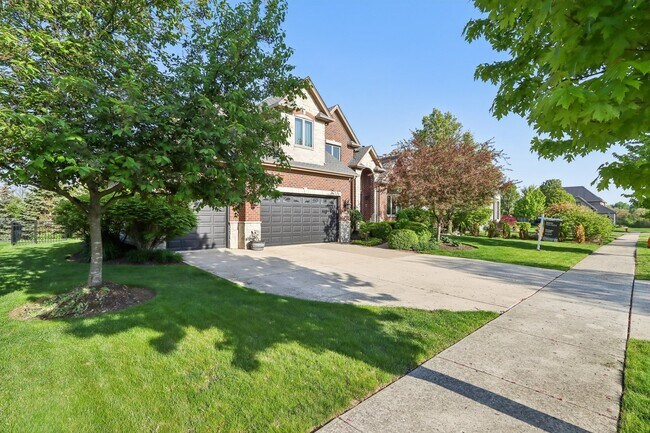 Building Photo - 4207 Chaparral Dr