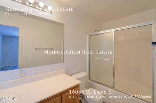 Foto del edificio - 16054 W Lilac St