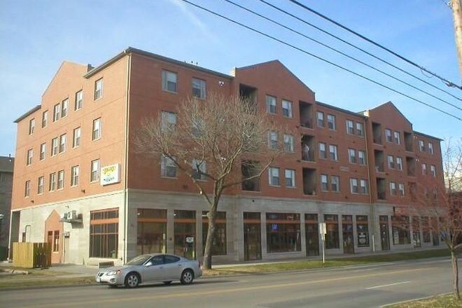 Primary Photo - 417 S Gilbert St