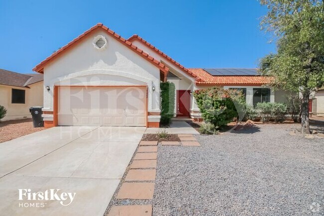 Building Photo - 4222 E Holmes Cir