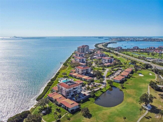 Building Photo - 6104 Palma Del Mar Blvd S