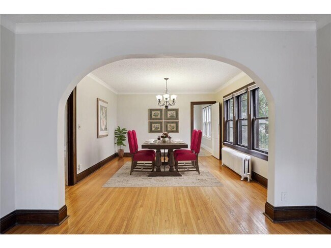 Building Photo - 2153 Goodrich Ave