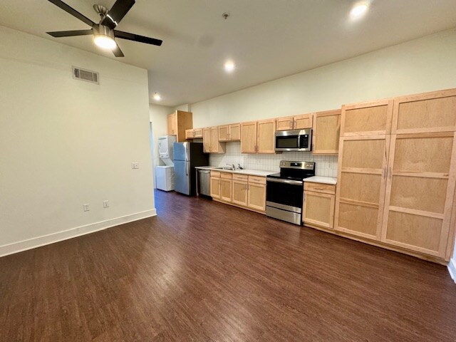 Foto del edificio - 726 E Emma Ave