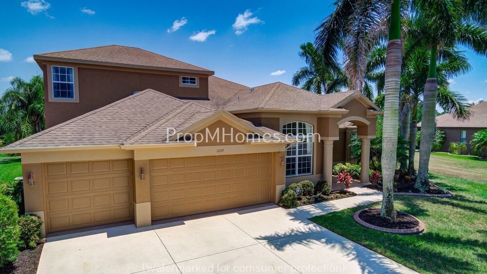 Foto principal - 12729 20th St E