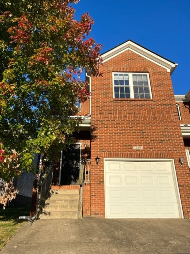 Building Photo - 229 Ridgewood Dr