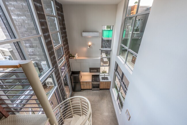 Building Photo - 3586 Adams Avenue, Unit 07