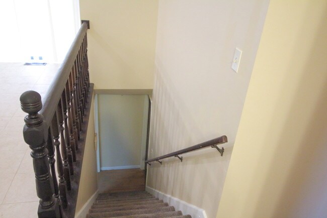Foto del edificio - 1006 Pinkston Ave