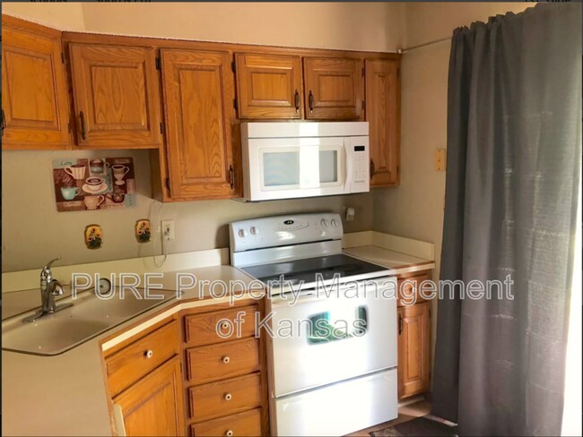 Foto del edificio - 3553 SW Devon Ave.