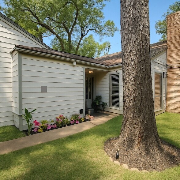 Foto principal - 13310 Ravensway Dr