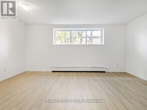 Building Photo - 165 Colborne Ave