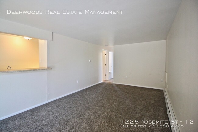 Building Photo - 1225 Yosemite St