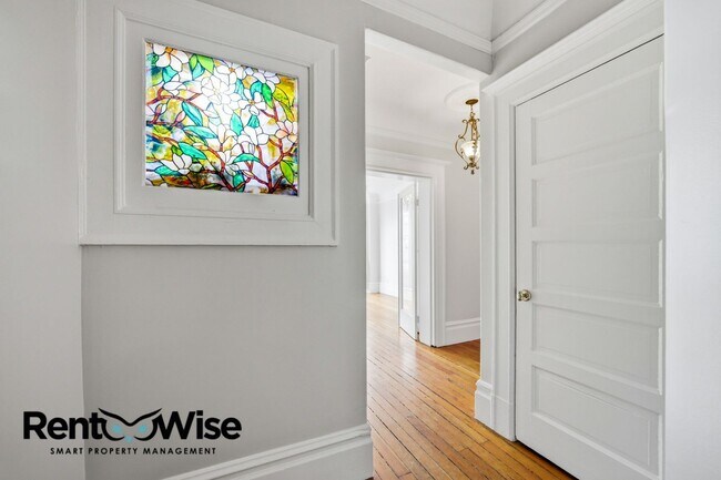 Foto del edificio - 3230 16th St