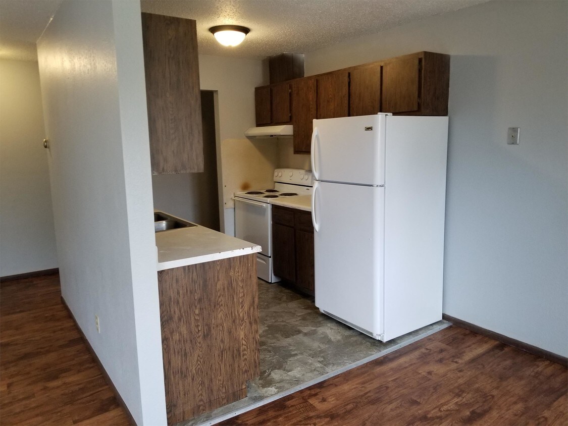 Foto principal - 507 Village Dr