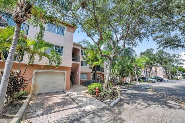 Photo - 2039 SE 10th Ave Townhome