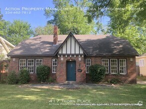 Building Photo - 417 Thorn Pl