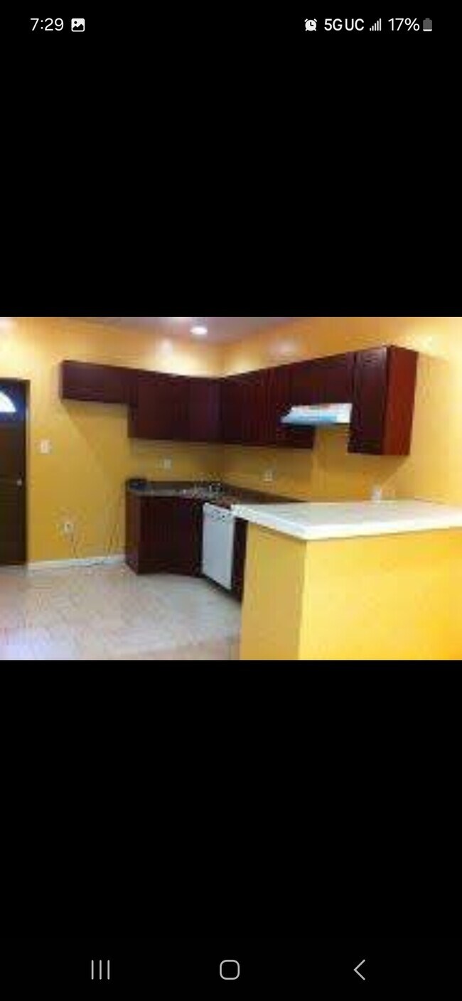 Disposición de la cocina - 109 N Sickels St