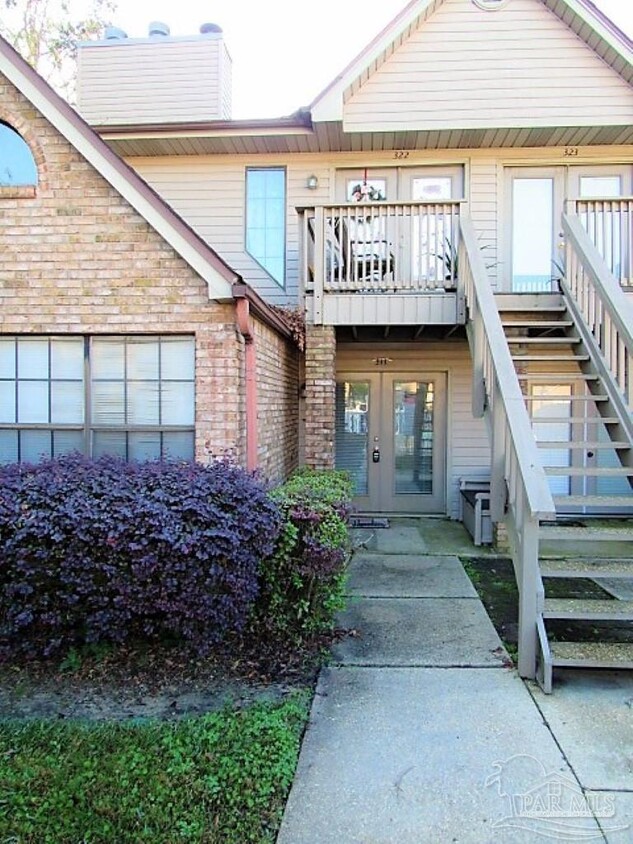 Primary Photo - 7150 Plantation Rd
