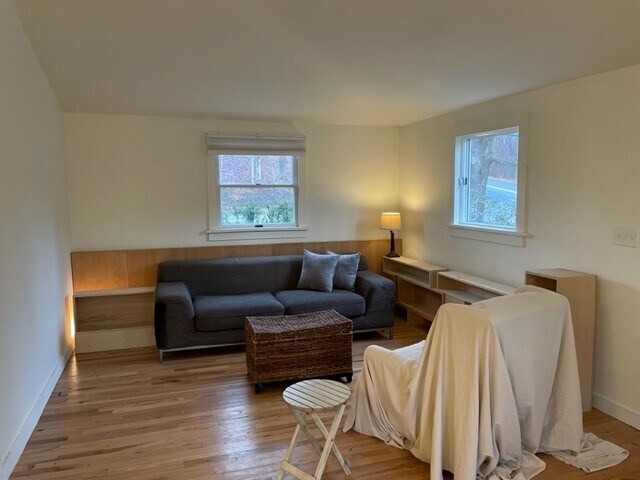 Building Photo - 5 Seekonk Rd