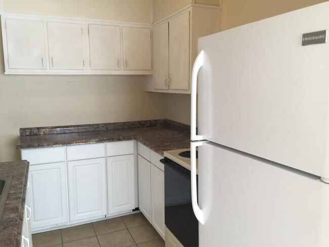 Foto del edificio - 1830 Enslow Ave