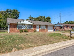 Building Photo - 7712 Colony Ln