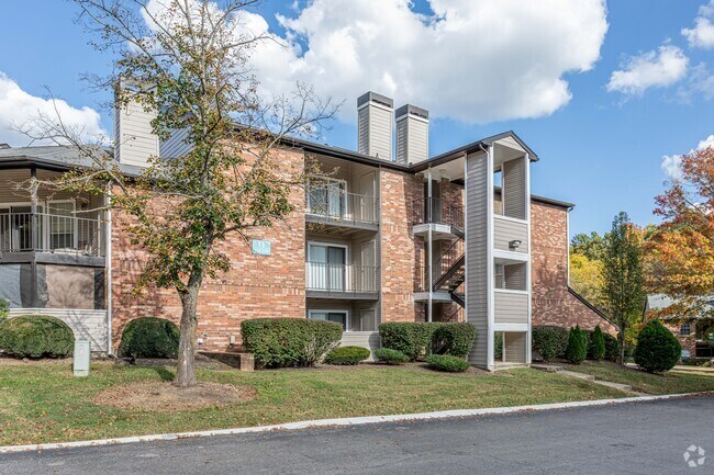 Foto del edificio - zNewport Apartments