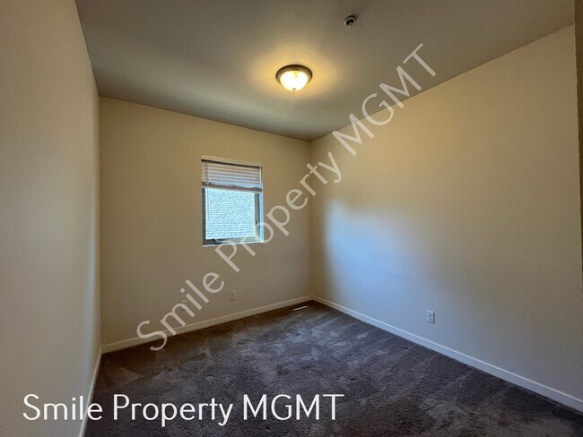 Foto del edificio - 6940 SE Long St