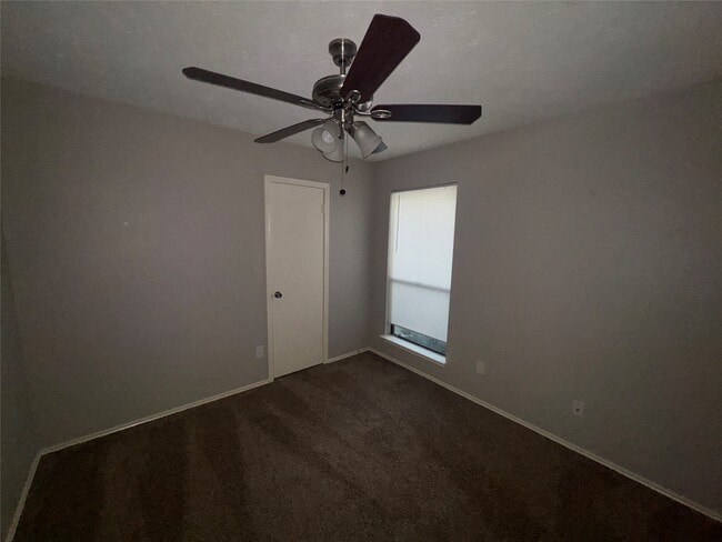 Building Photo - 2806 Goldspring Ln