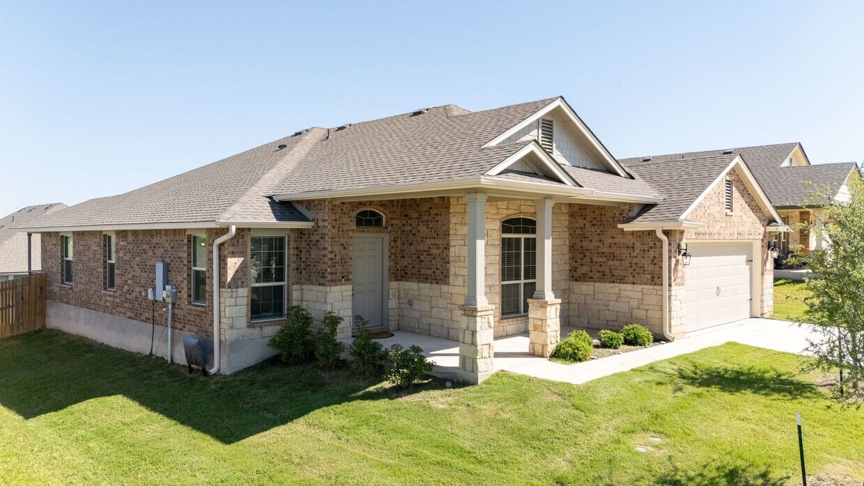 Foto principal - 2416 Elba Dr