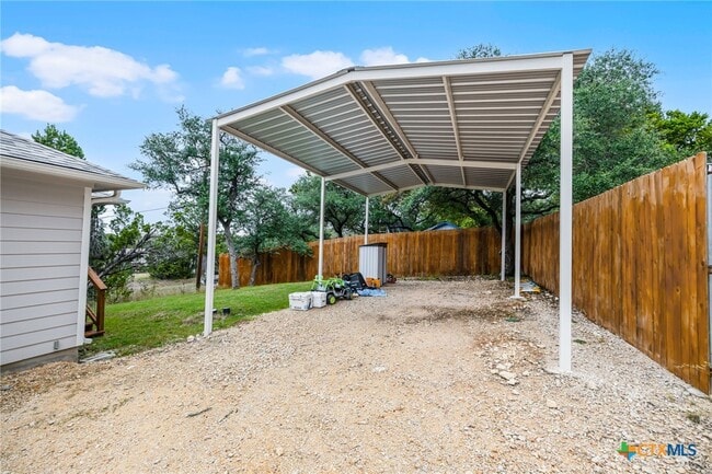 Building Photo - 446 W Overlook Dr