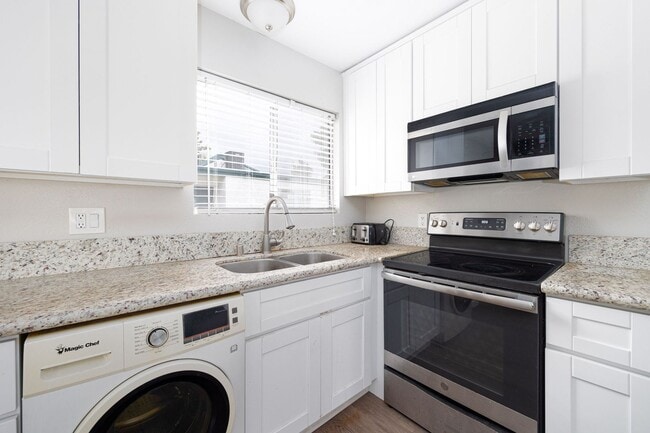 Building Photo - 2 Bedroom Home in Pepperwood Meadows!