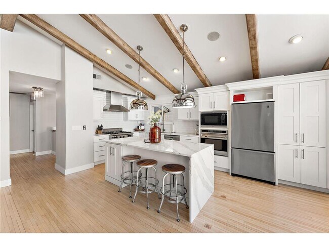 Foto del edificio - 4440 Denbigh Rd