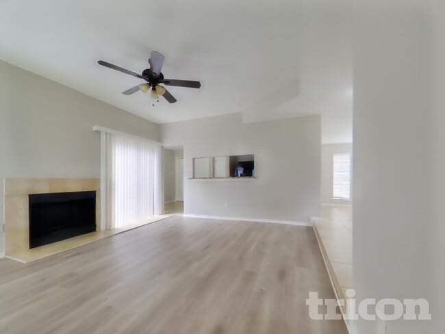 Building Photo - 16330 Tiburon Way