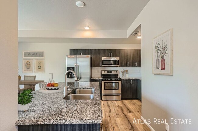 Foto del edificio - 4172 Meadowview Ct