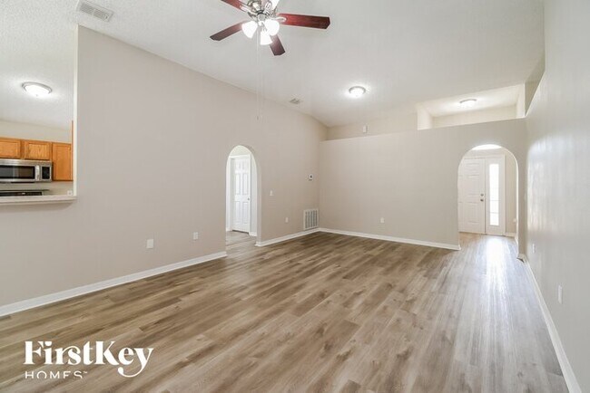 Foto del edificio - 3681 Braeden Ct
