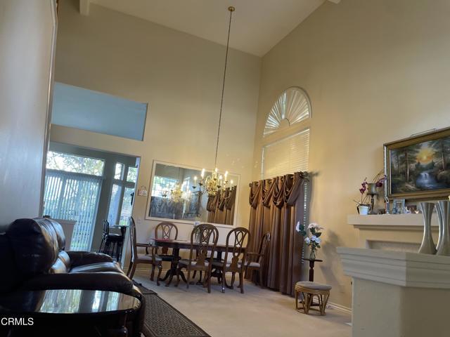 Building Photo - 4960 Ladera Vista Dr