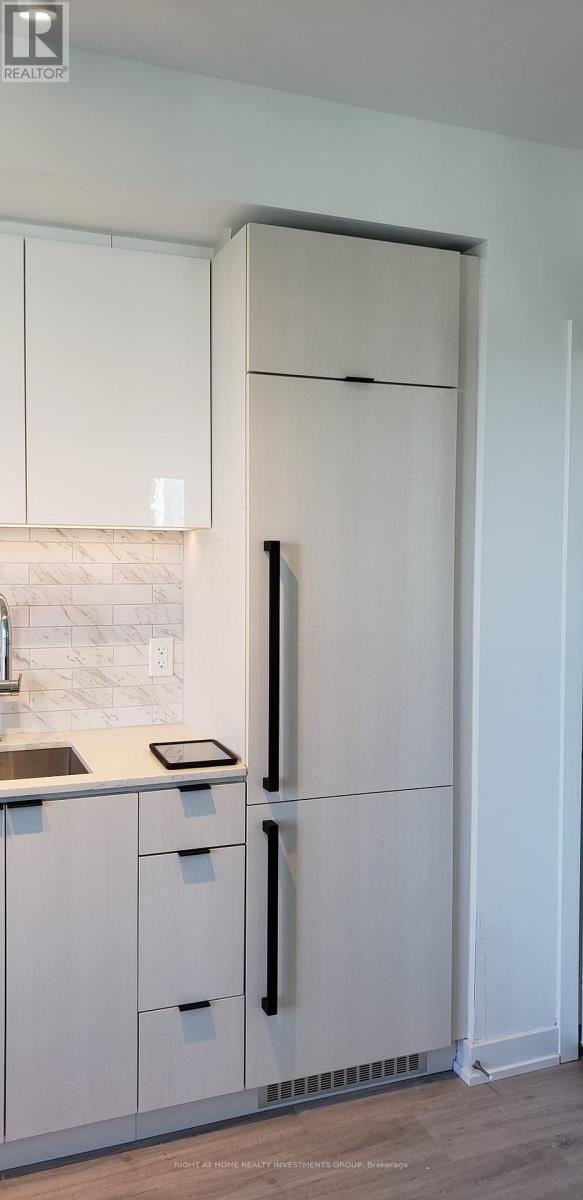 Photo du bâtiment - 252 Church St