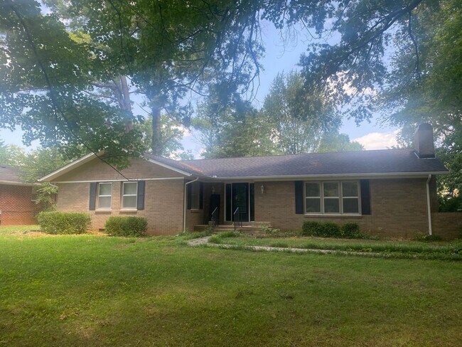 Building Photo - 3 br, 2 bath House - 1711 Elrod St.