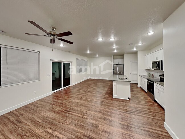 Foto del edificio - 278 Allen Ln