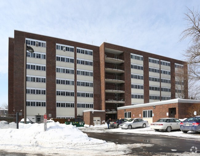 Building Photo - Valentine Apartments