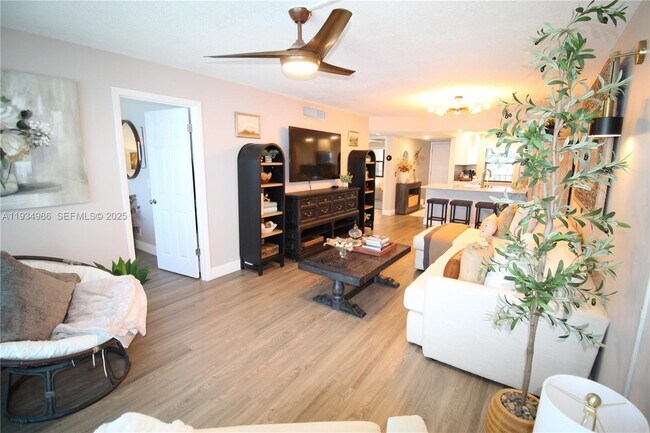 Foto del edificio - 7370 S Ocean Dr