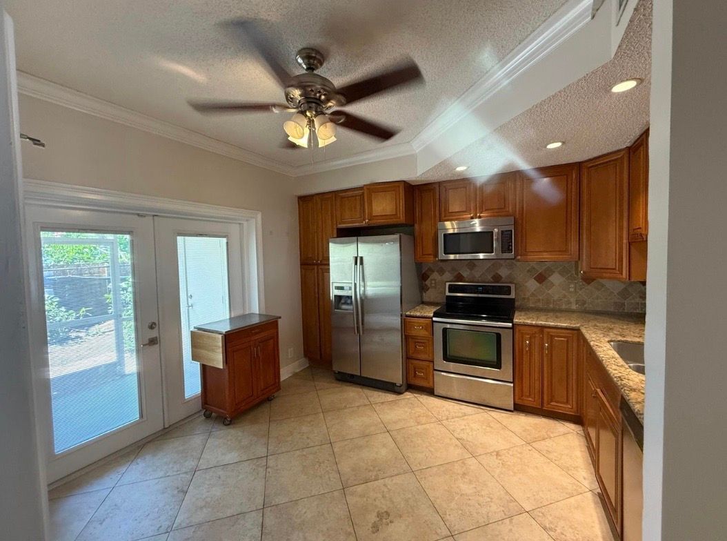 Foto principal - 926 Kokomo Key Ln