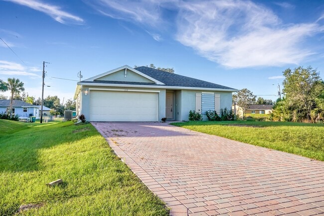Building Photo - 21519 Dranson Ave