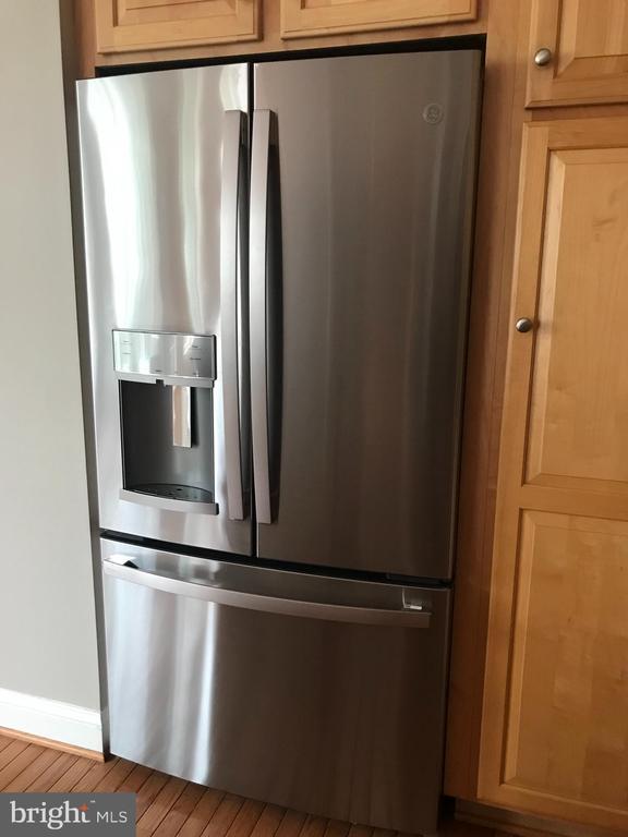 Foto del edificio - 1406 Ingleside Ave