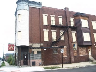 Foto principal - 1125 W 59th St