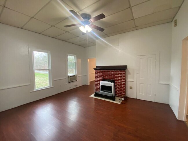 Building Photo - 3004 Bates Pike SE Cleveland TN 37323
